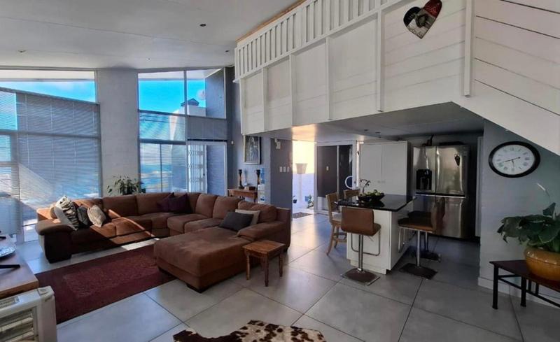 4 Bedroom Property for Sale in Santos Bay Western Cape